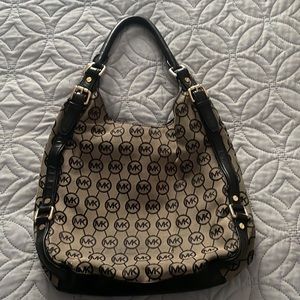 MIchael Kors Logo Beige/Black Handbag (RESERVED)